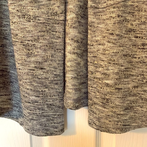 LOFT Heather Gray Women's Cardigan Sweater Medium - Picture 5 of 7